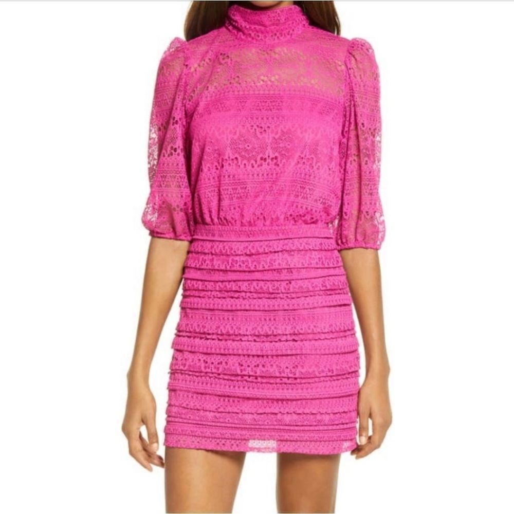 Saylor Elenora Lace Mini Dress Size Large NWT